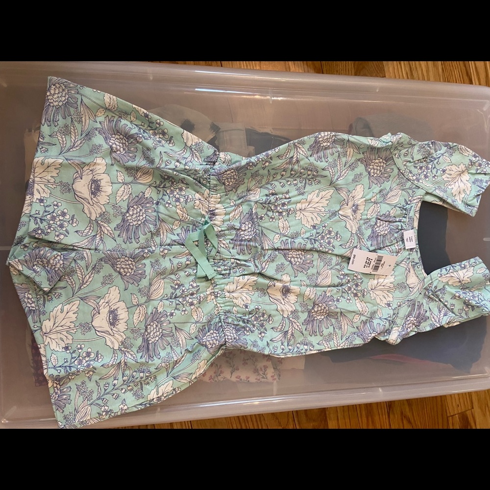 GAP NWT Romper